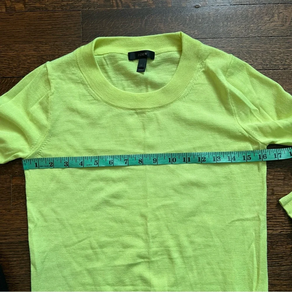 J. Crew neon yellow wool crew neck lightweight sweater size XS